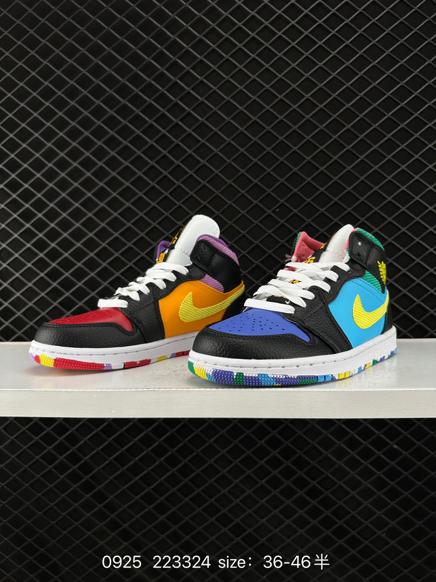 NIKE Air Jordan 1 Retro Mid AJ1